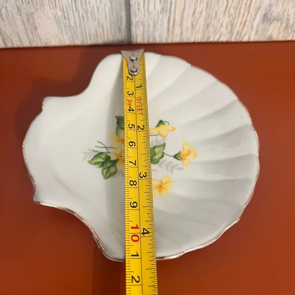 Vintage Porcelain Scallop Shell Trinket Dish Yellow Floral Gold Rim Ring Holder